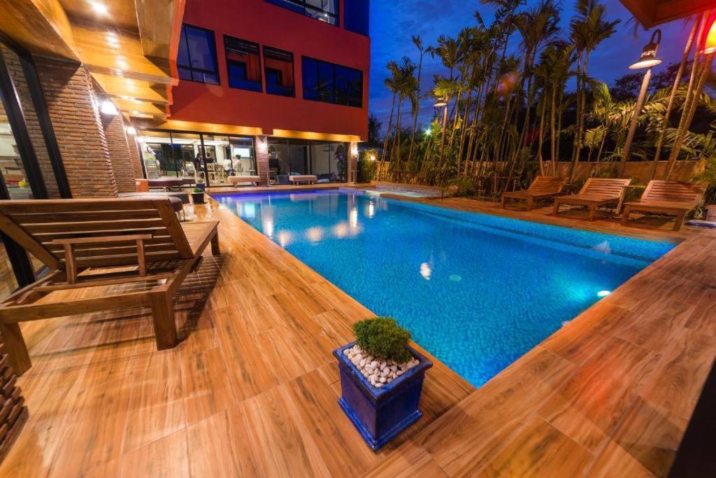 Hotel Thongtara House Boutique Srinakarin Bangkok Esterno foto