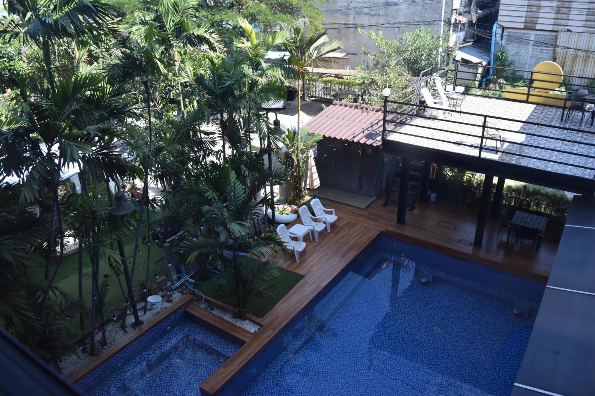 Hotel Thongtara House Boutique Srinakarin Bangkok Esterno foto